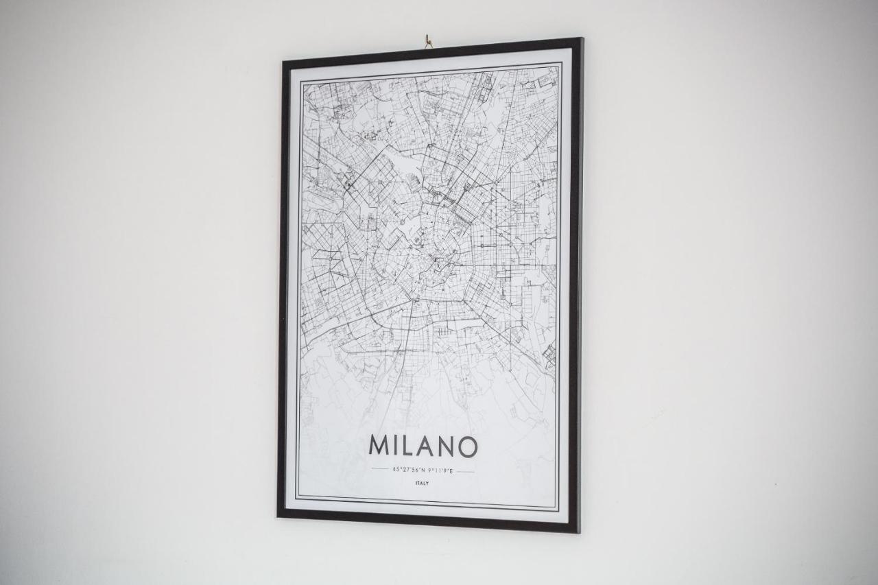 The Lantern Flat - Darsena Area Apartment Milan Luaran gambar