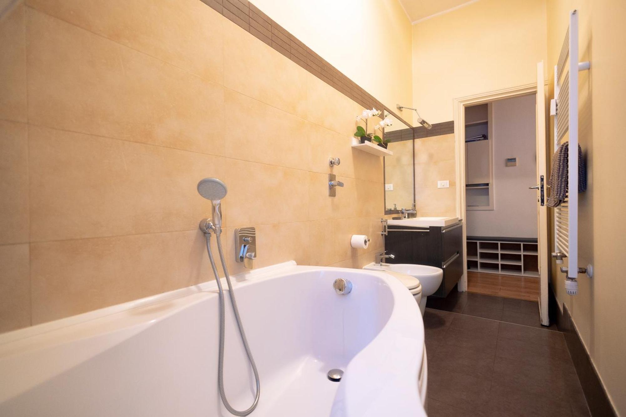 The Lantern Flat - Darsena Area Apartment Milan Luaran gambar