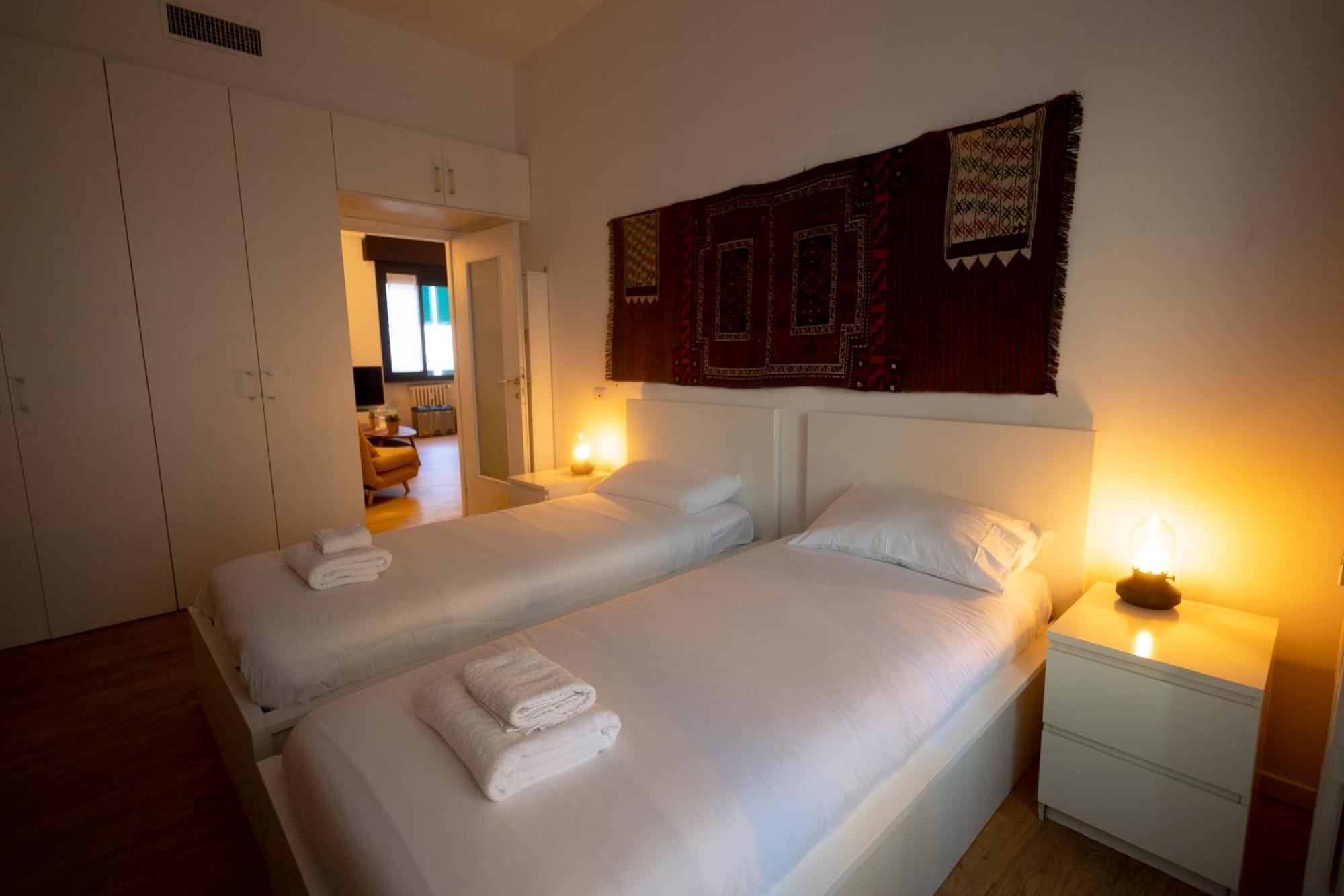 The Lantern Flat - Darsena Area Apartment Milan Luaran gambar